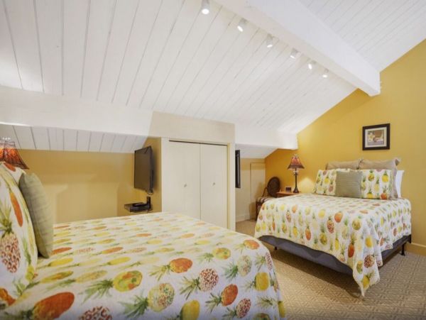 Princeville Vacation Condo with Views and Close to Beach