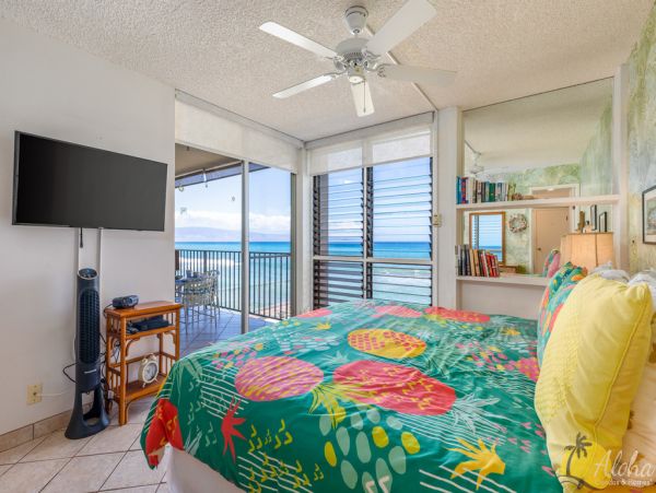 Beachfront Condo 2 Bedroom 1.5 Baths with Views