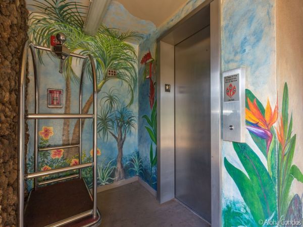 Beachfront Condo 2 Bedroom 1.5 Baths with Views