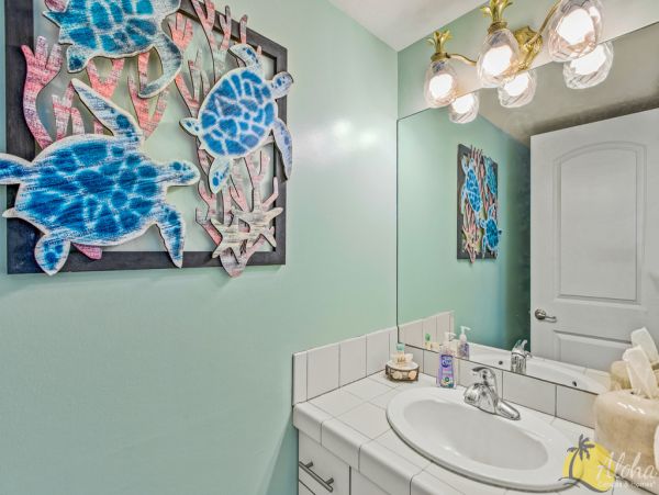 Beachfront Condo 2 Bedroom 1.5 Baths with Views