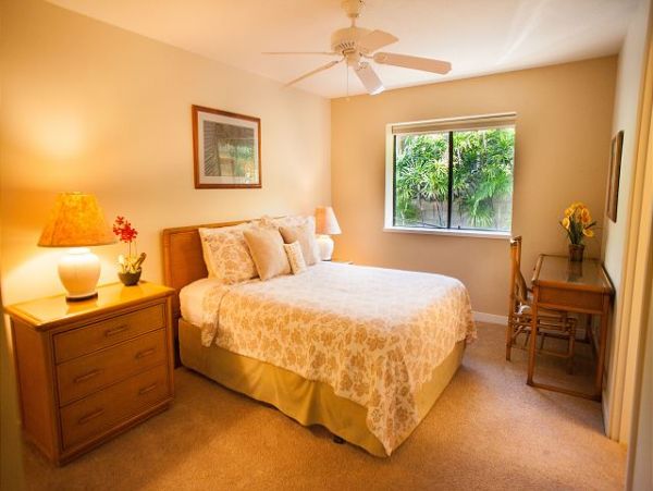 Lahaina Beachfront Vacation Home with Private Pool 10 Guests