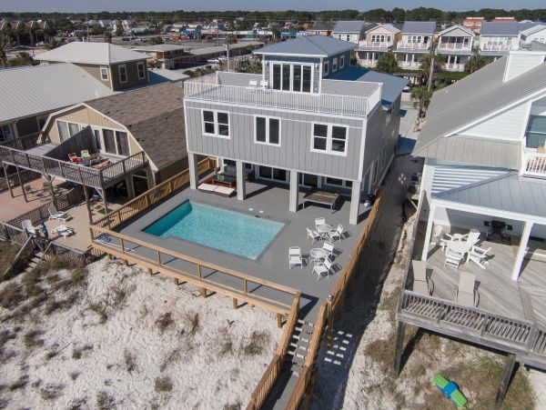 Chic Airy Beachfront Home