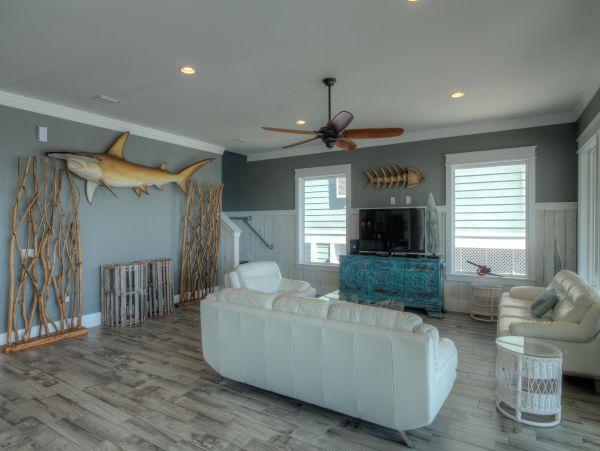Chic Airy Beachfront Home