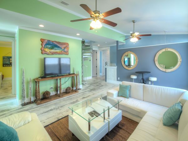 Chic Airy Beachfront Home