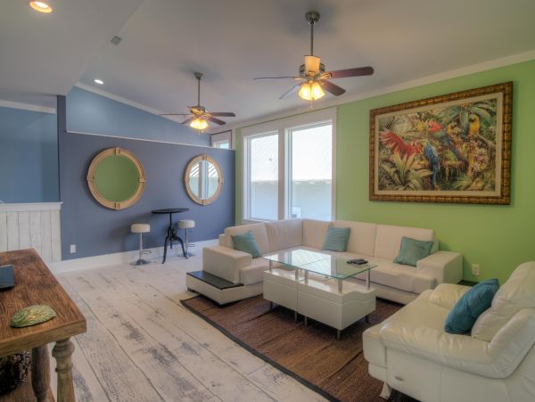 Chic Airy Beachfront Home