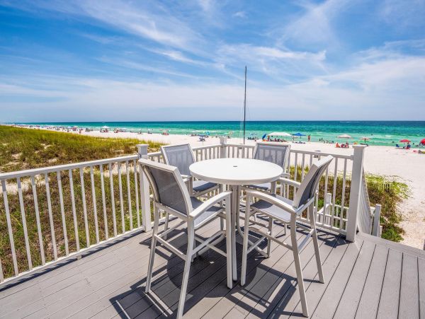 Beautiful Front Beach Home in Panama City with Four Bedroom