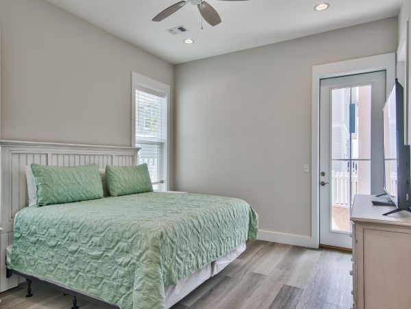 Four Bedroom Walk to Beach Home in Panama City Beach