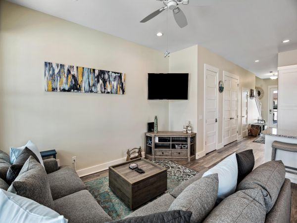 Beautiful 4 Bedroom House with private pool, just steps from the beach.