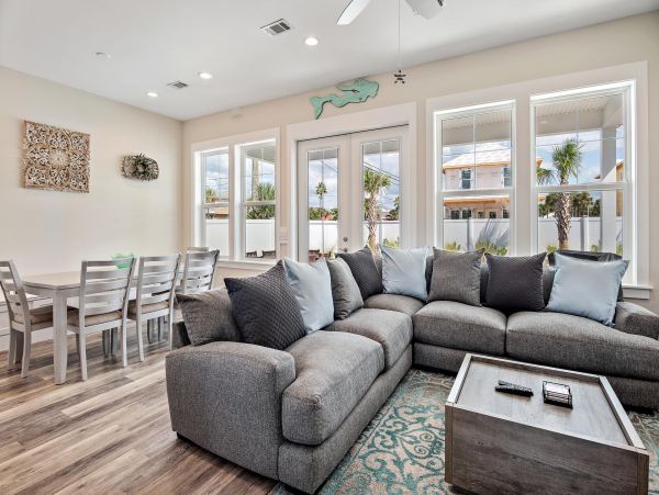 Beautiful 4 Bedroom House with private pool, just steps from the beach.