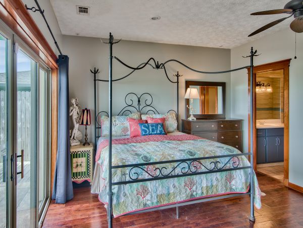 Oceanfront 5 Bedroom Home with Private Pool