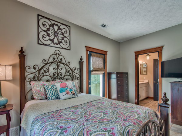 Oceanfront 5 Bedroom Home with Private Pool