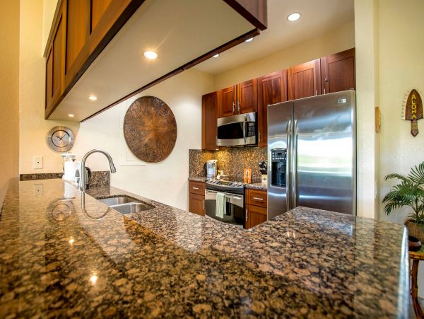 Partial Ocean Views Wailea Vacation Condo Sleeps 6 Guests