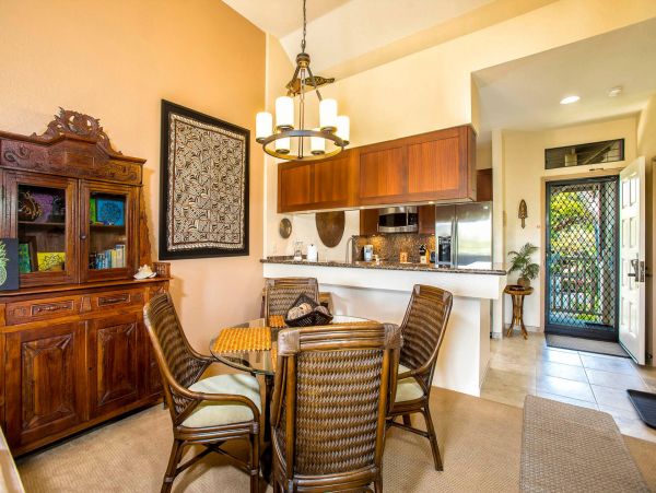 Partial Ocean Views Wailea Vacation Condo Sleeps 6 Guests