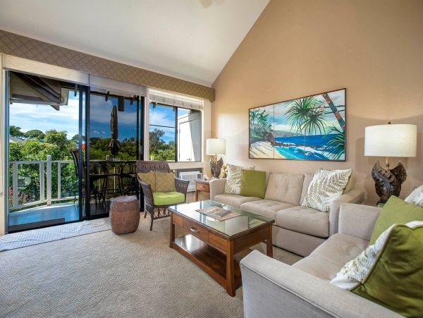 Partial Ocean Views Wailea Vacation Condo Sleeps 6 Guests