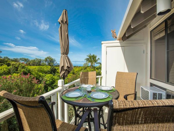 Partial Ocean Views Wailea Vacation Condo Sleeps 6 Guests