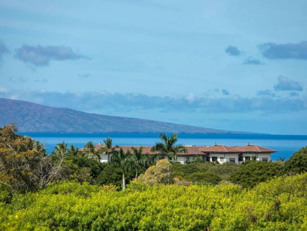 Partial Ocean Views Wailea Vacation Condo Sleeps 6 Guests