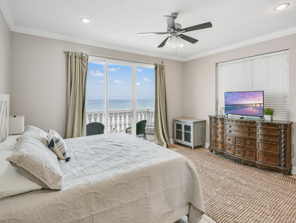 Beachfront Home in Panama City Beach with Plunge Pool