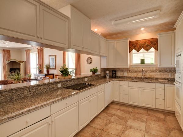Luxury Beachfront Vacation Home with Swim-Spa in Panama City Beach