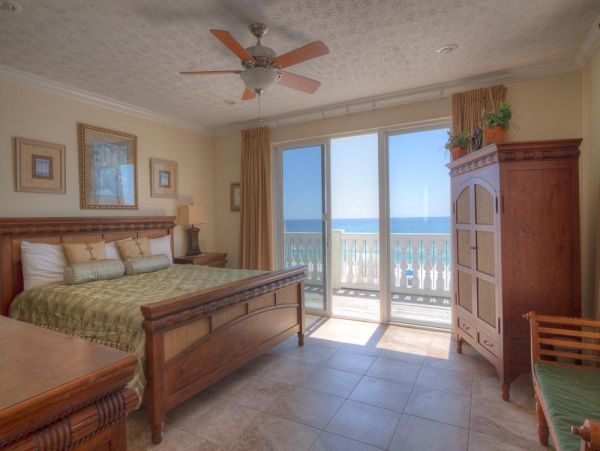 Luxury Beachfront Vacation Home with Swim-Spa in Panama City Beach
