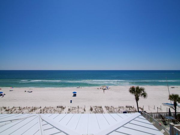 Luxury Beachfront Vacation Home with Swim-Spa in Panama City Beach