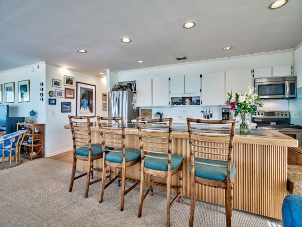 3 Bedroom Beachfront house sleeps 10