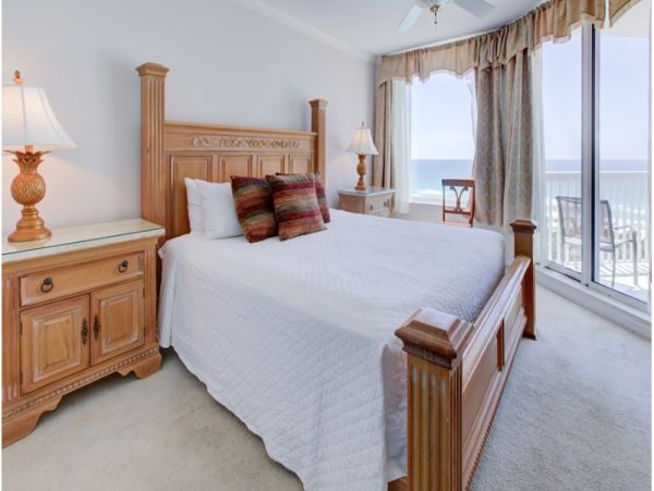 Sweeping Gulf Views From This 2 Bedroom Condo on the Beach