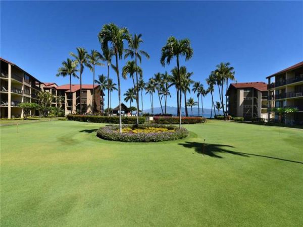 Oceanfront Kaanapali Vacation Condo One Bedroom