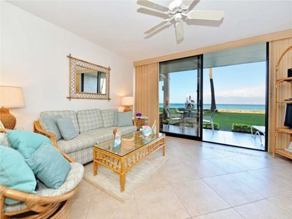 Oceanfront Kaanapali Vacation Condo One Bedroom