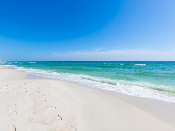 Beachfront Home with Private Pool, sleeps 18