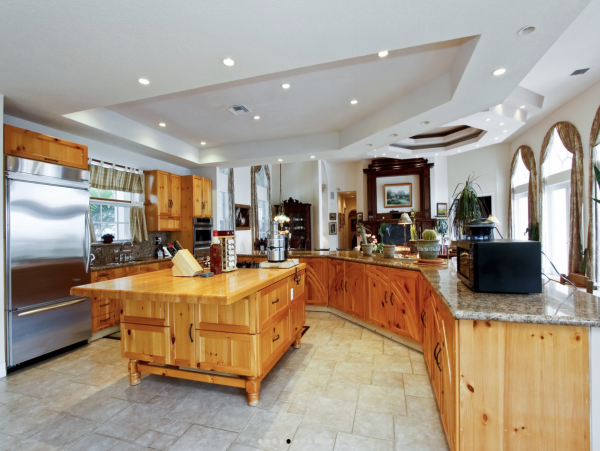 Pompano Beach Luxury Five Bedroom Villa