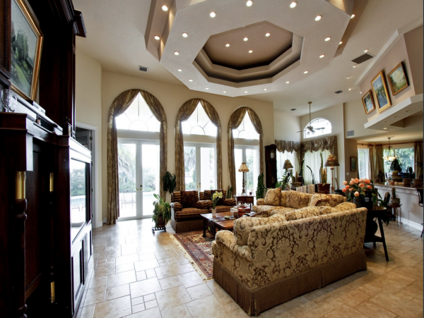 Pompano Beach Luxury Five Bedroom Villa