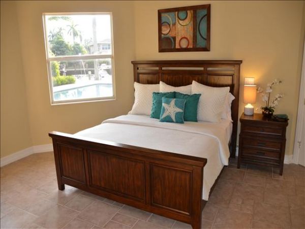 Pompano Beach Luxury Five Bedroom Villa