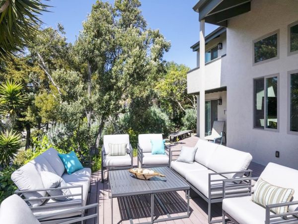 Carpinteria Vacation Home Sleeps 8 Just Steps To The Beach
