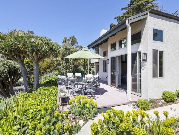 Carpinteria Vacation Home Sleeps 8 Just Steps To The Beach