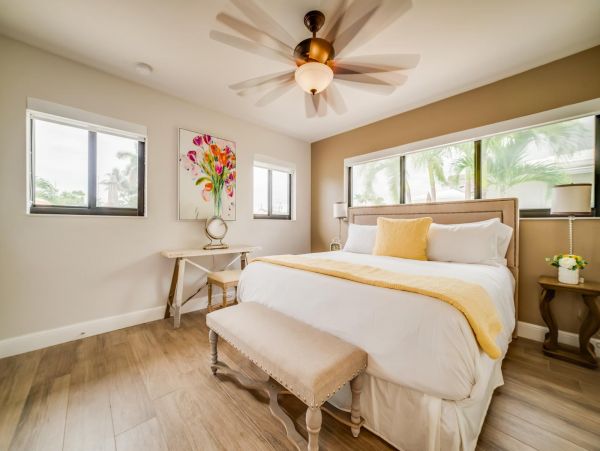 Fort Lauderdale Three Bedroom Pool Homes Sleeps 6