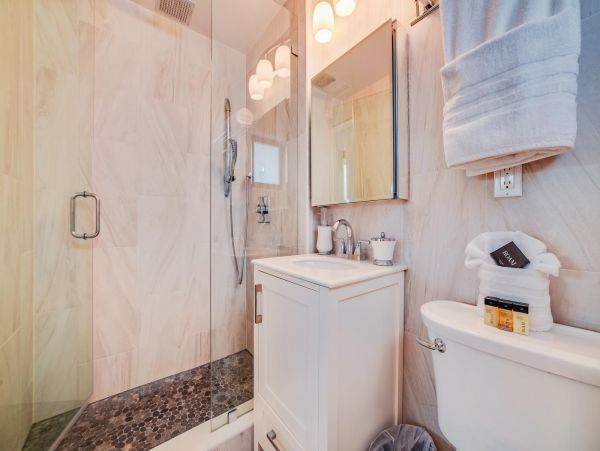 Fort Lauderdale Three Bedroom Pool Homes Sleeps 6
