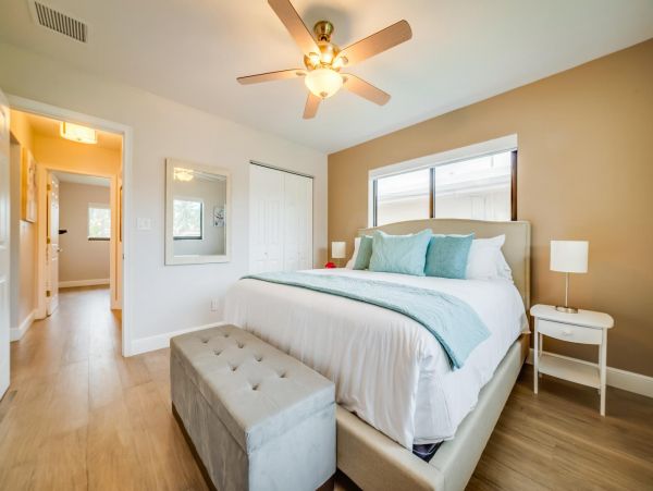 Fort Lauderdale Three Bedroom Pool Homes Sleeps 6