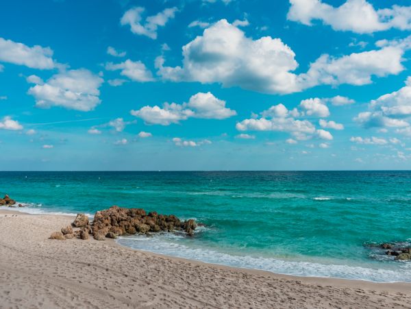 Deerfield Beach Townhome 3 blocks to beach