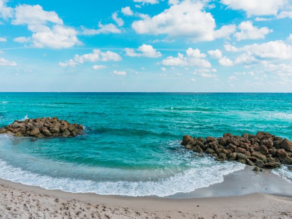 Deerfield Beach Townhome 3 blocks to beach