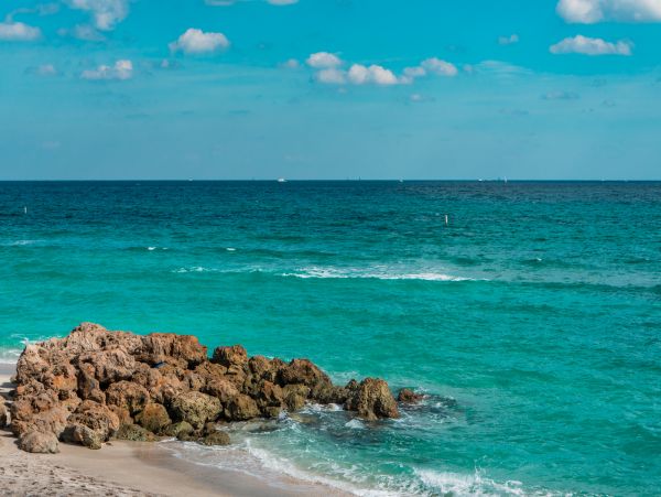 Deerfield Beach Townhome 3 blocks to beach