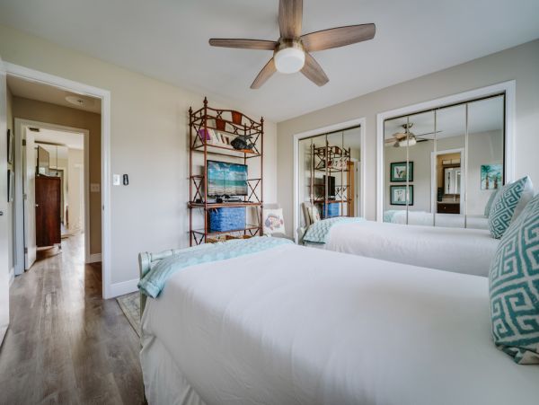 Deerfield Beach Townhome 3 blocks to beach