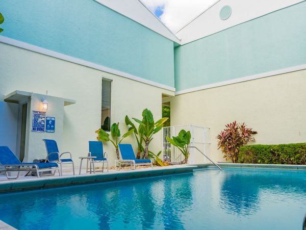 Deerfield Beach Townhome 3 blocks to beach