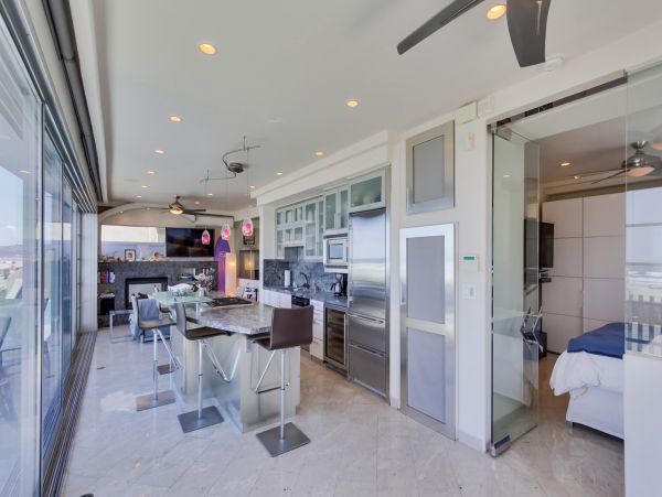 Mission Beach Contemporary Beachfront Condo Ocean Views