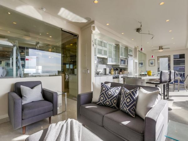 Mission Beach Contemporary Beachfront Condo Ocean Views