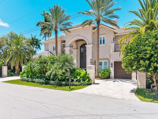 Waterfront Fort Lauderdale Vacation Estate Sleeps 12 Guests