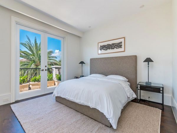Waterfront Fort Lauderdale Vacation Estate Sleeps 12 Guests