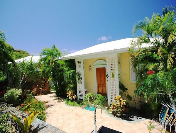 St. John Home 955532