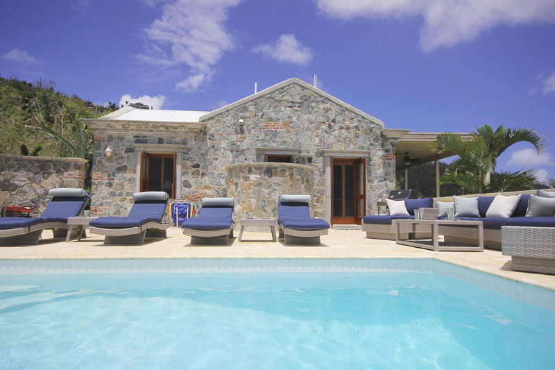 St. John Home 955535