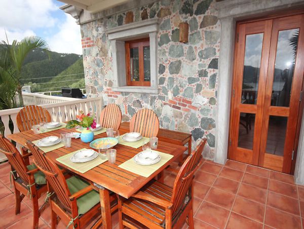 St. John Home 955535