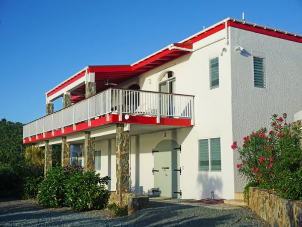 Four Bedroom Villa with Sweeping Views of Cruz Bay